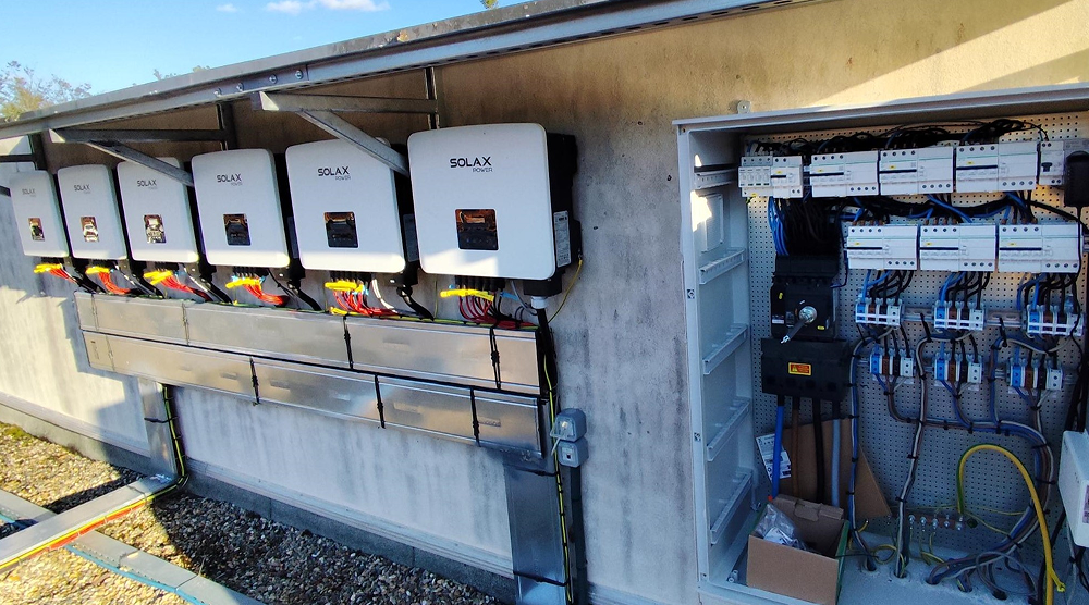 France Grid-connected X3-Pro-G2 x6 France Grid-connected X3-Pro-G2 x6